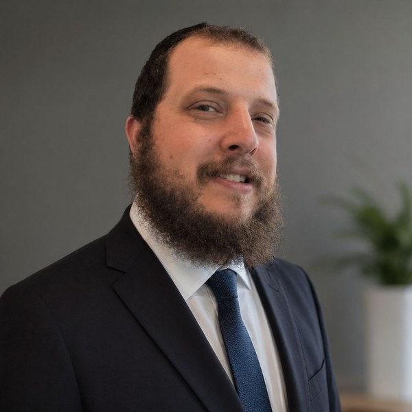 הרב עקיבא שיינברגר